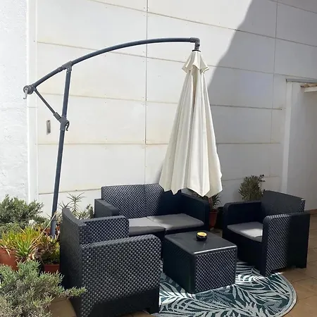 Spacious Torroella With Terrace Apartment *