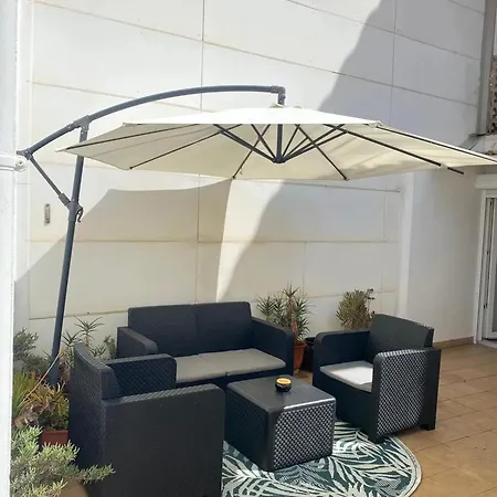Spacious Torroella With Terrace *